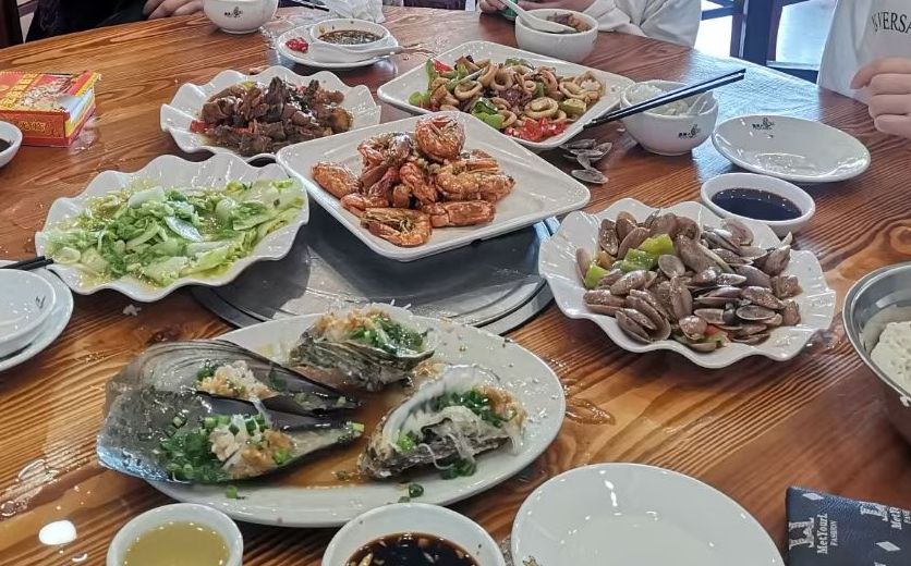 振兴鱼煲店(高兴里总店)