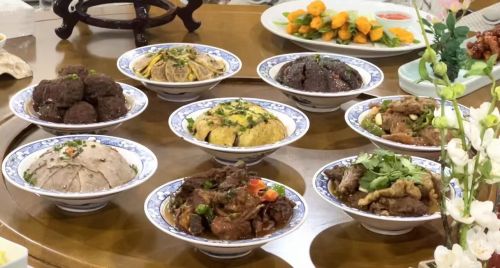 颍阳美食广场