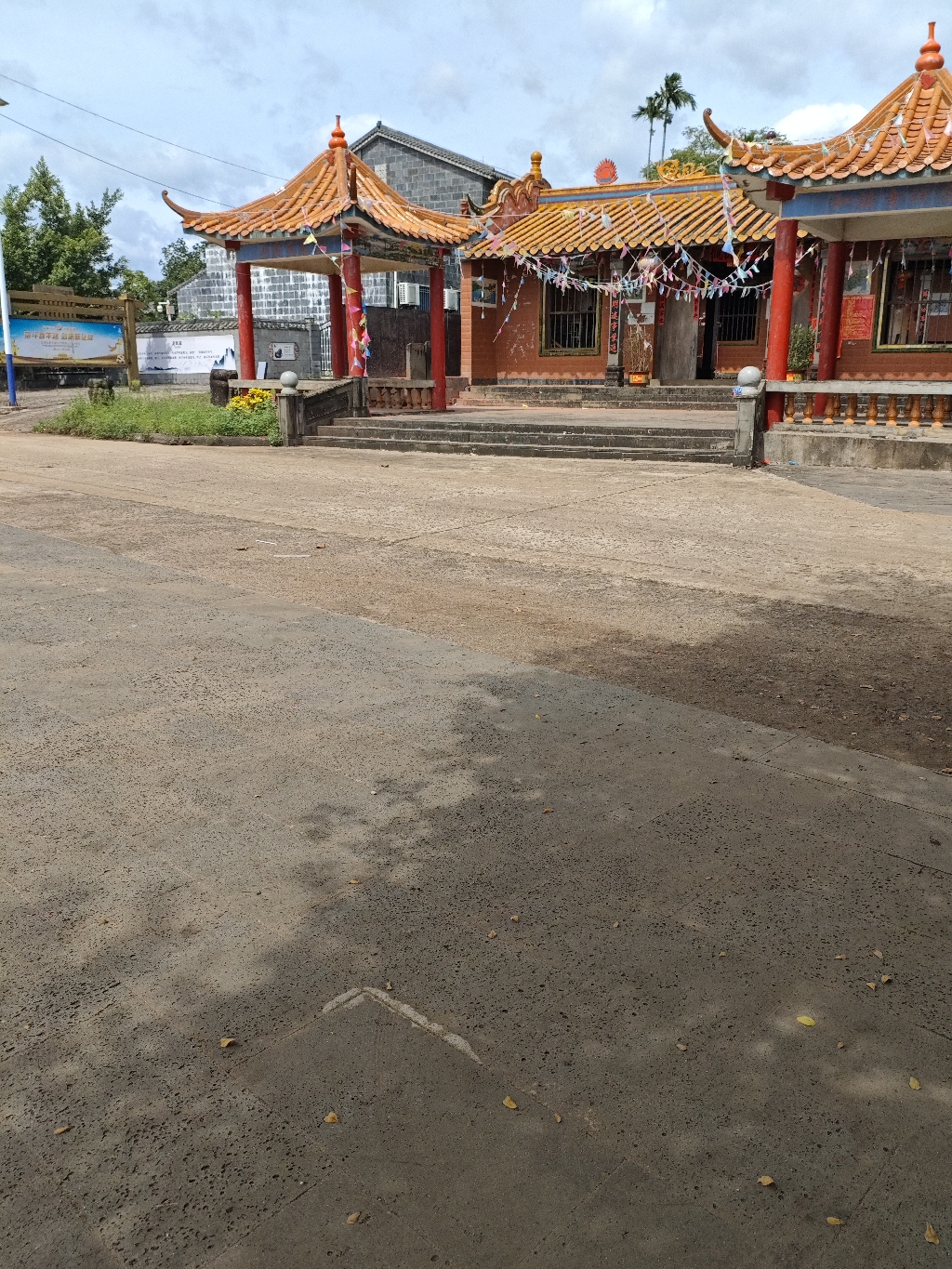 南轩村境主庙实景照片