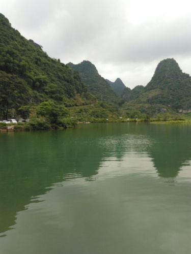 布镜湖·荷莲世界旅行图片 2