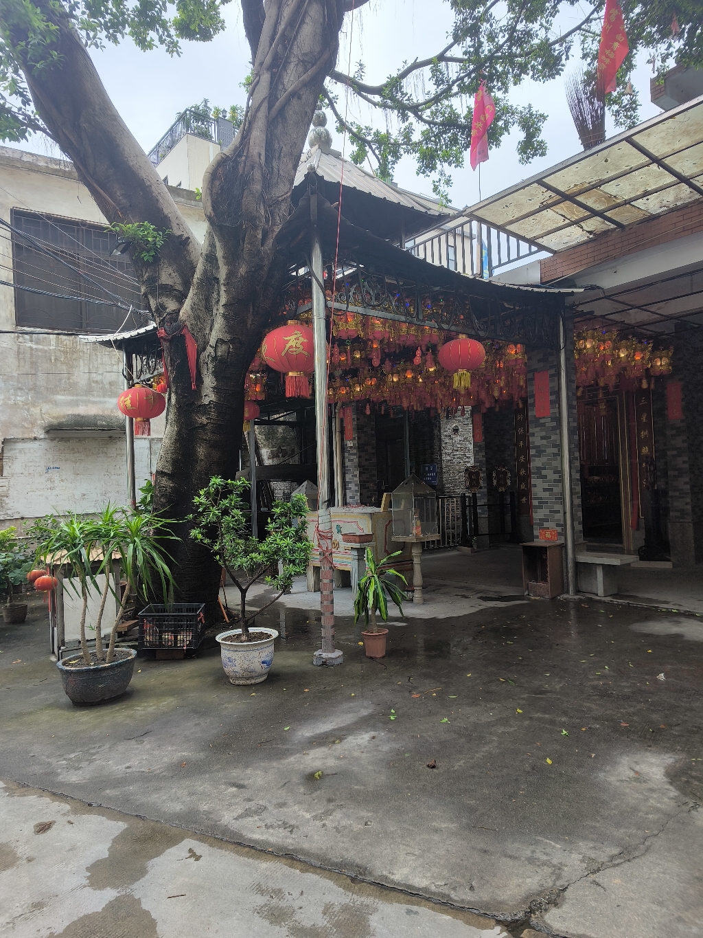 白马庙实景照片