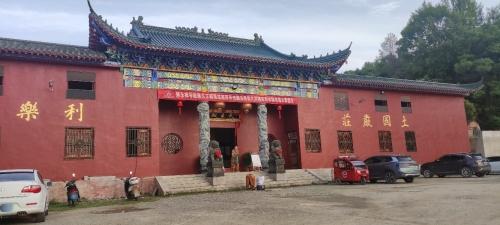 碧玉禅寺实景照片