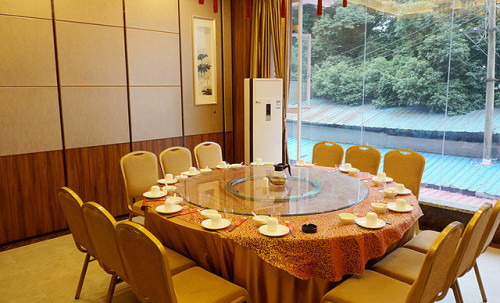 阿甘酒家(依仁店)