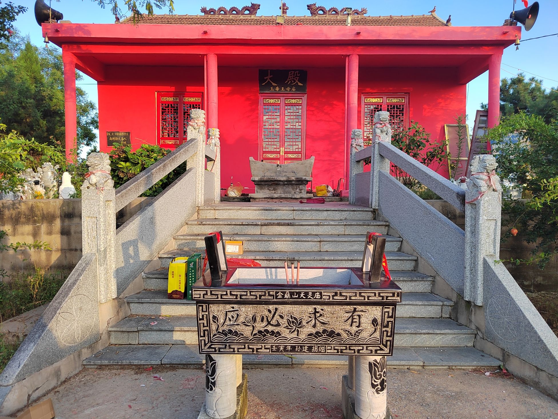 天灵庙实景照片