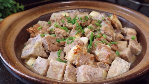 临高多文岭下私房菜馆