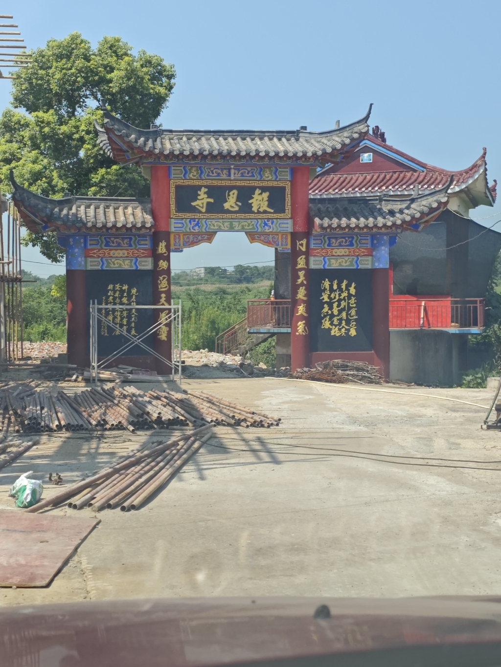 千岭乡报恩寺实景照片