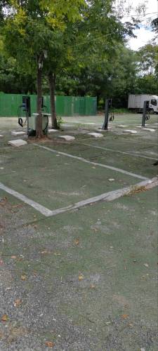 友电目的地充电站(河北青年干部管理学院)