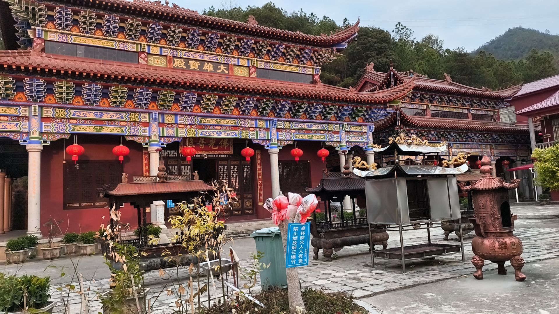 西灵山禅寺实景照片