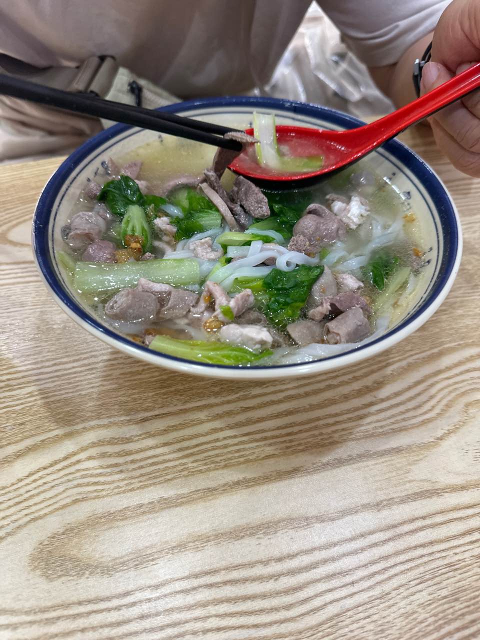 庞记猪杂粉汤(工镇街店)