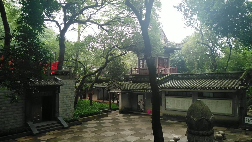 慈云殿实景照片