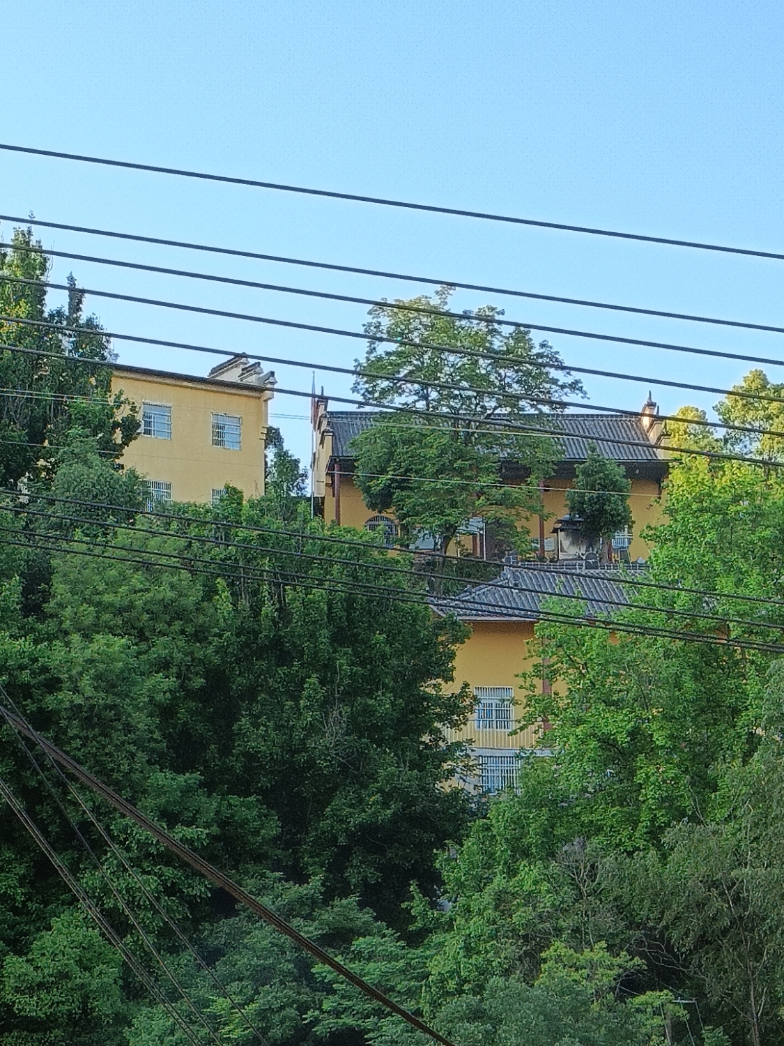 旗山寺实景照片