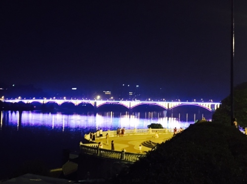 南充市滨江景区旅行图片 1
