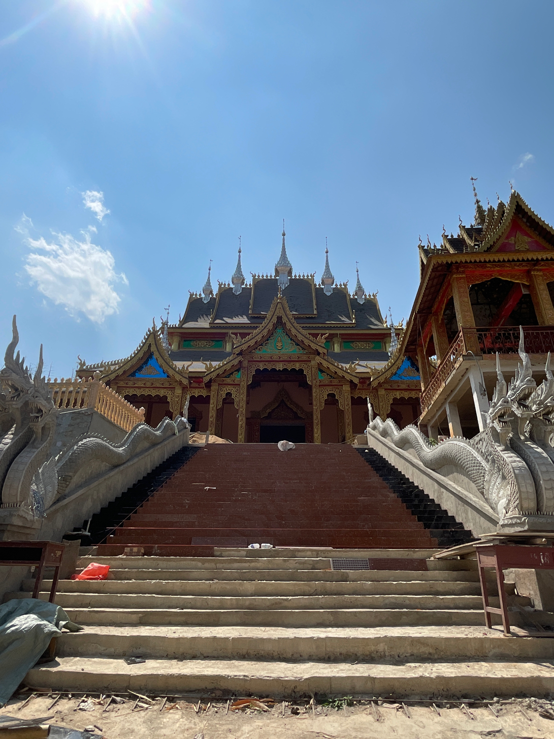 哇龙西哩庄勐勐遮镇总佛寺实景照片