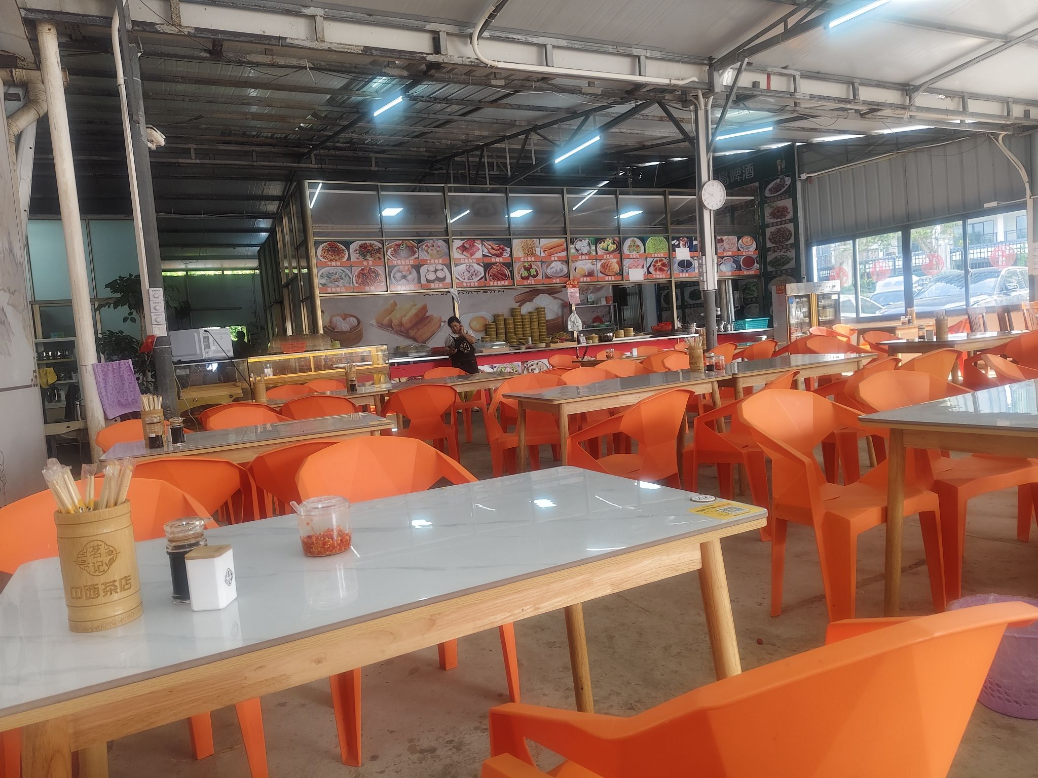 金美味鸡饭店