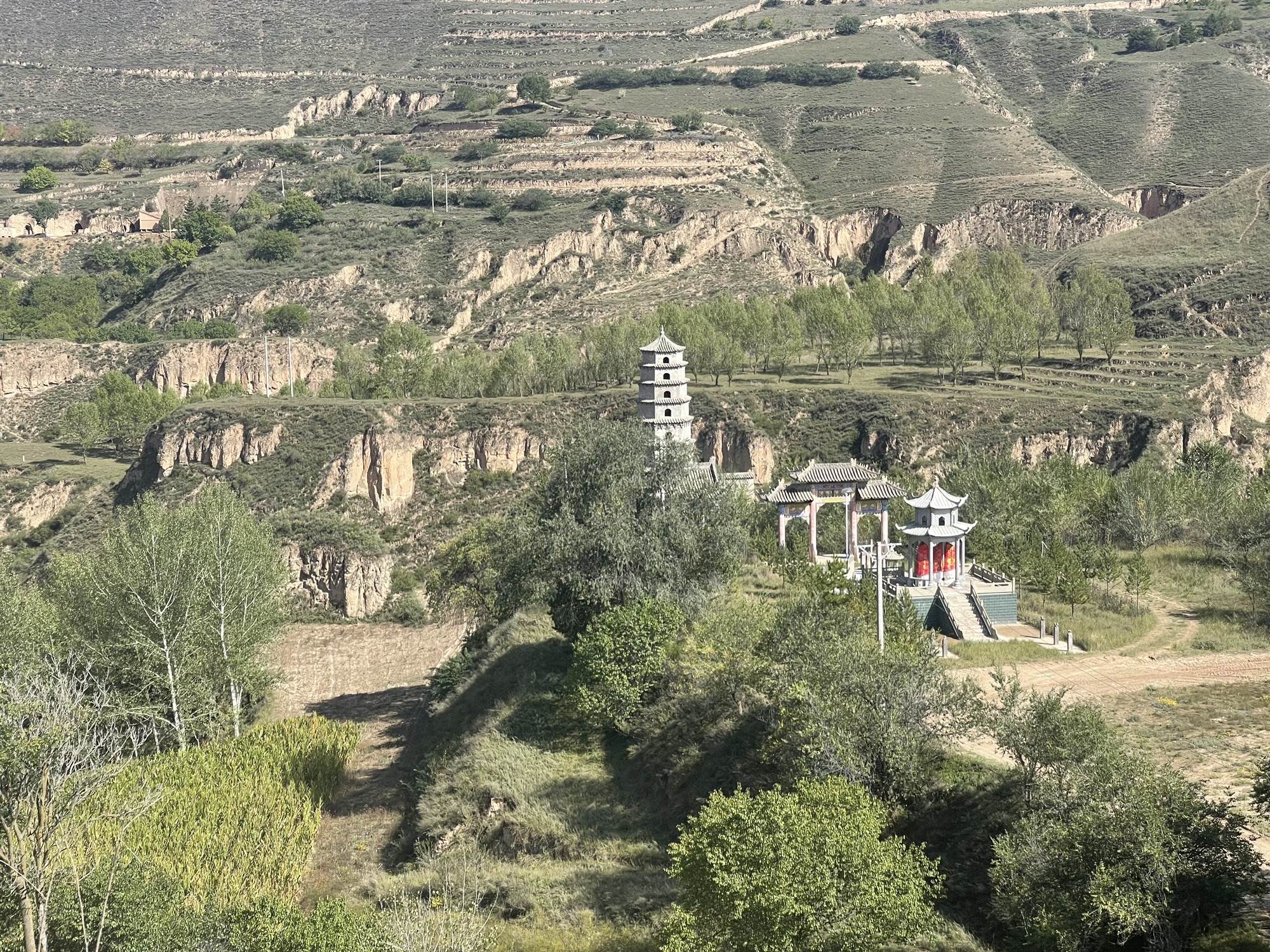 环县小崆峒·万灵十方寺实景照片