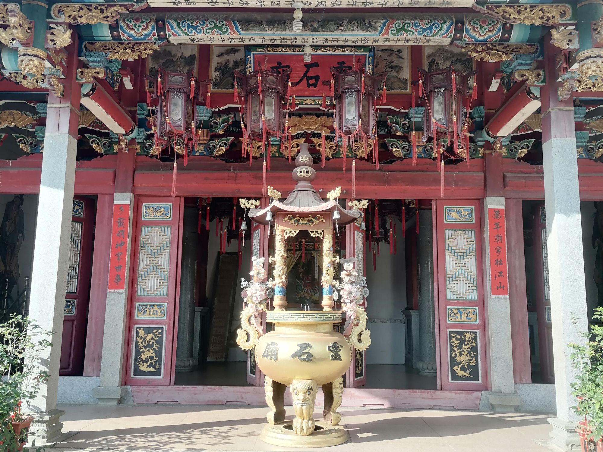 灵石庙实景照片
