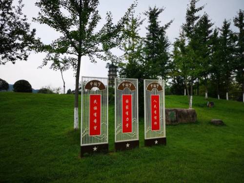 下尖塔旅行图片 1