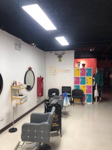 咔嚓(河东公馆小区店)内部环境