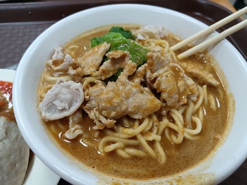 吴再添小吃店