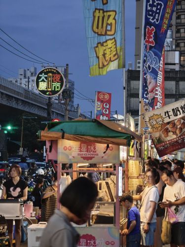大庆夜市秋香三杯鸡油饭《每周五第二条中》