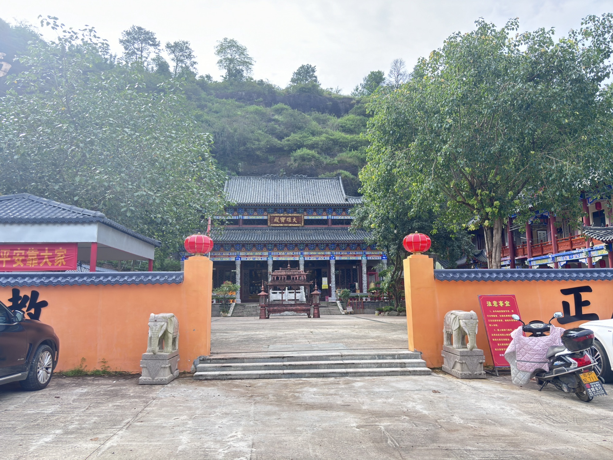 龙台古寺实景照片