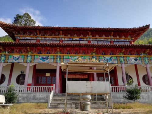龙华山风景区旅行图片 1