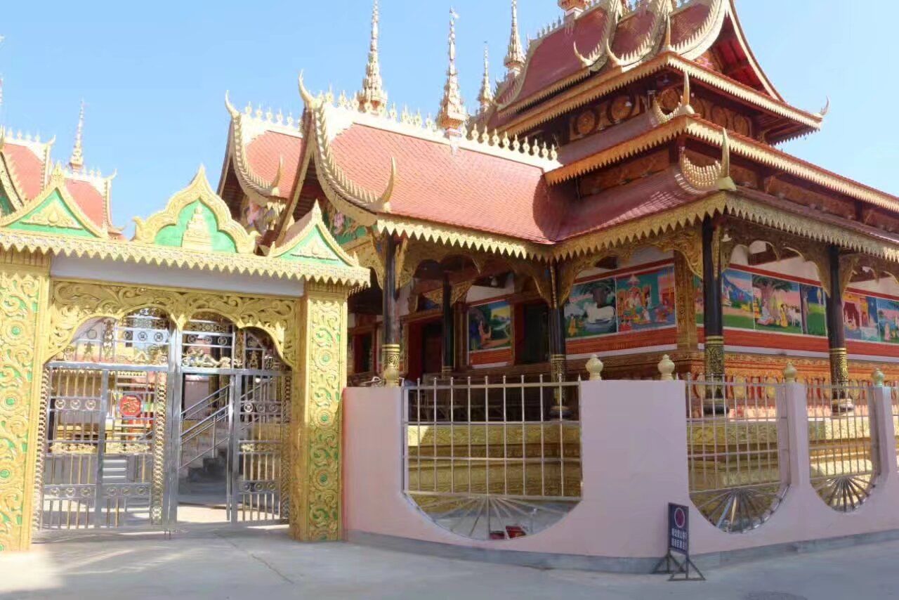 贺嘎佛寺实景照片