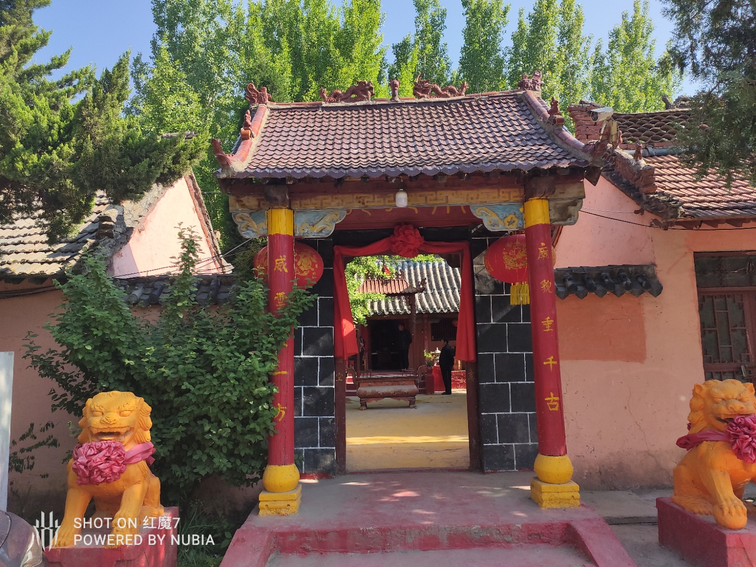 东大庙实景照片