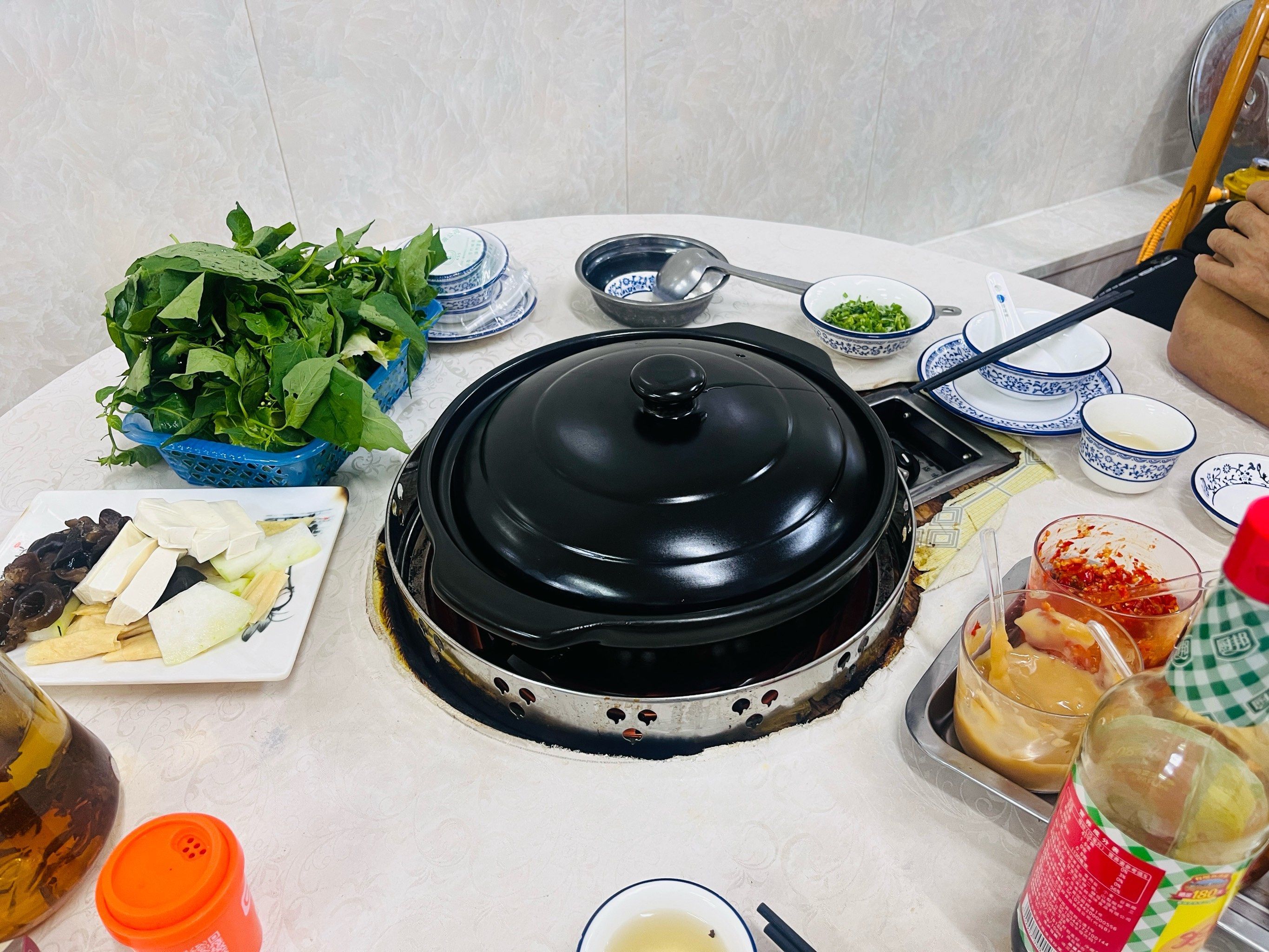 儋州地胆头鸡汤店