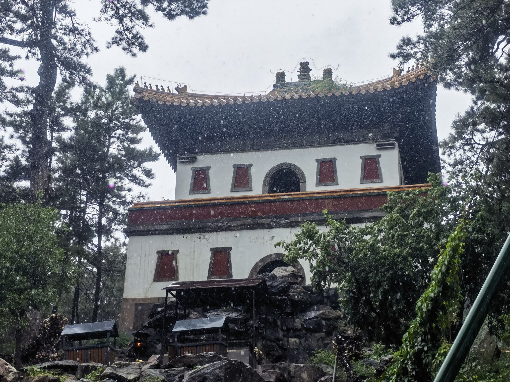 普乐寺-天王殿实景照片