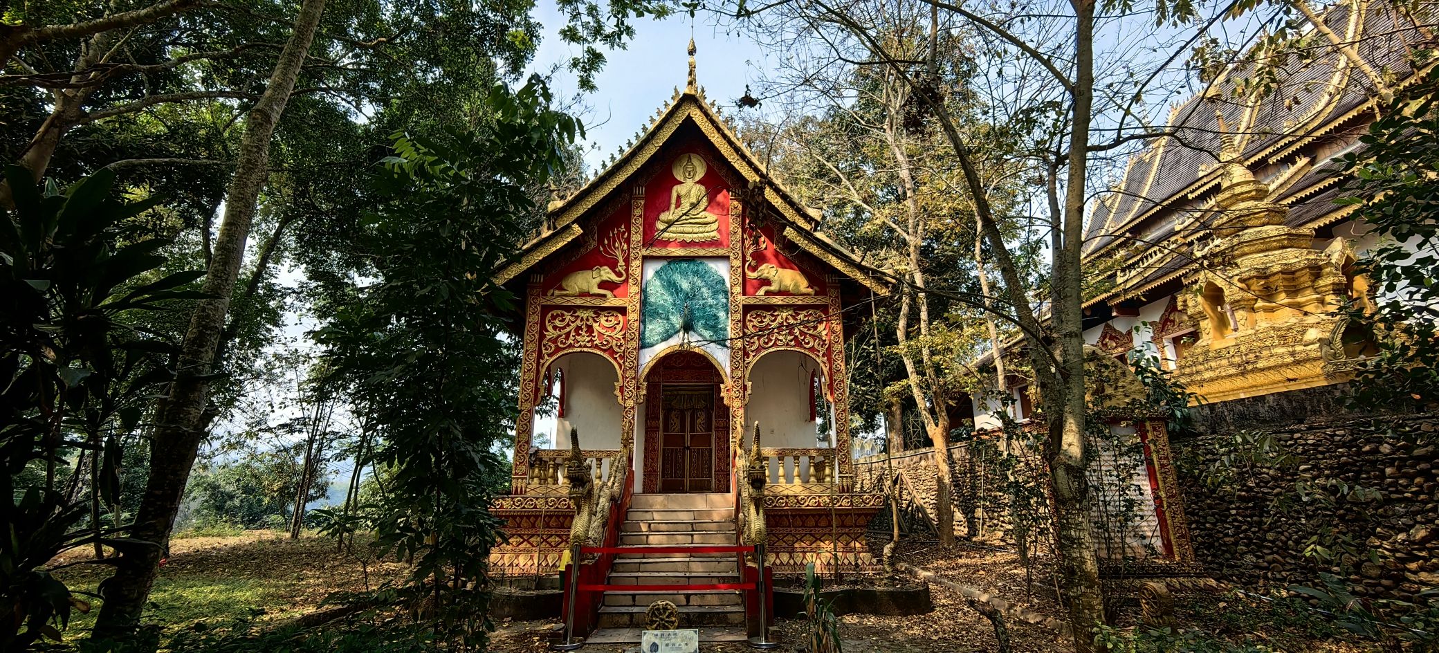 勐景来佛寺实景照片