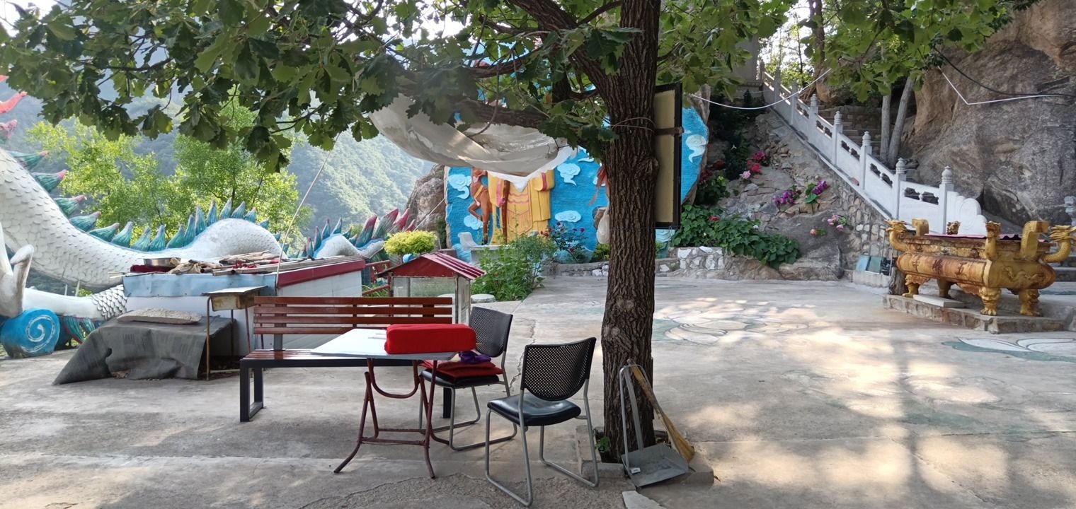 河北秦皇岛柳江国家地质公园-五峰寺实景照片