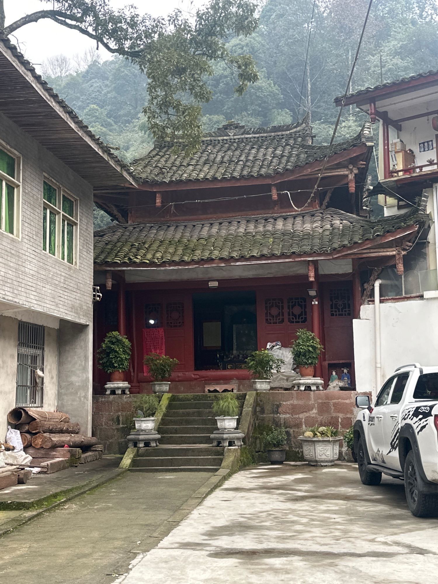 皇隆寺实景照片