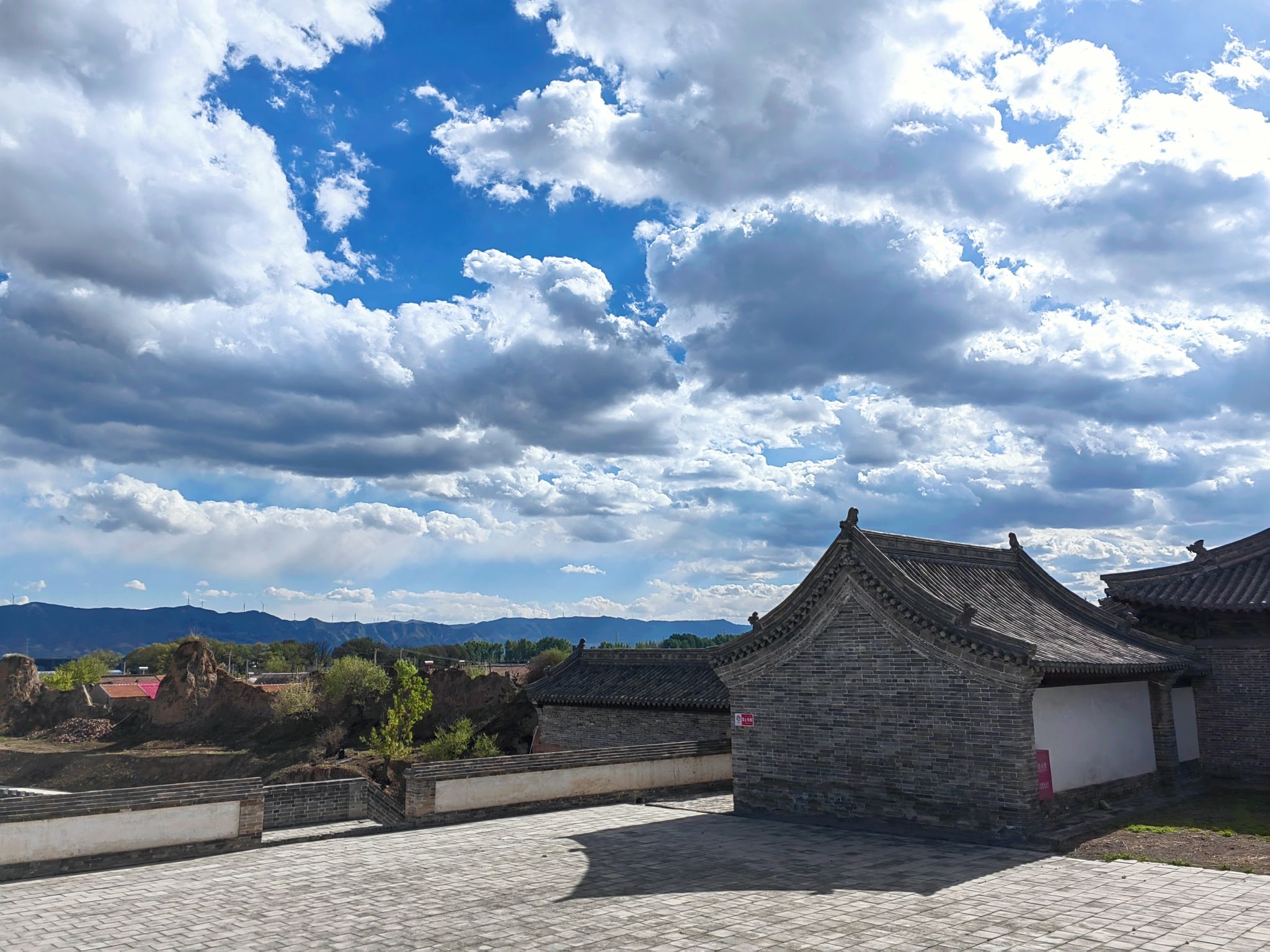 卜北堡玉泉寺实景照片