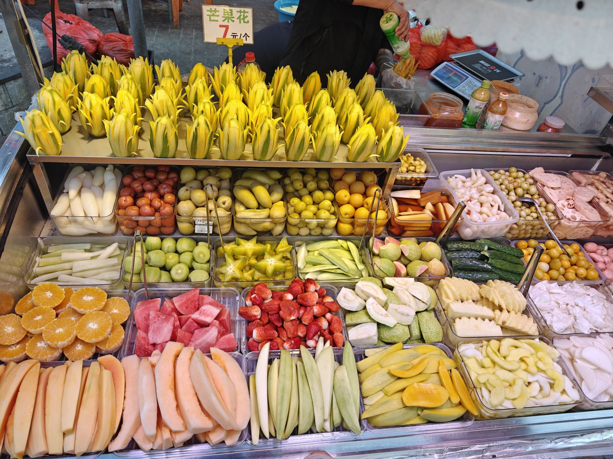 平西老牌美食夜市