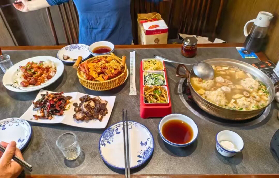 老字号段家煮锅(青年路店)