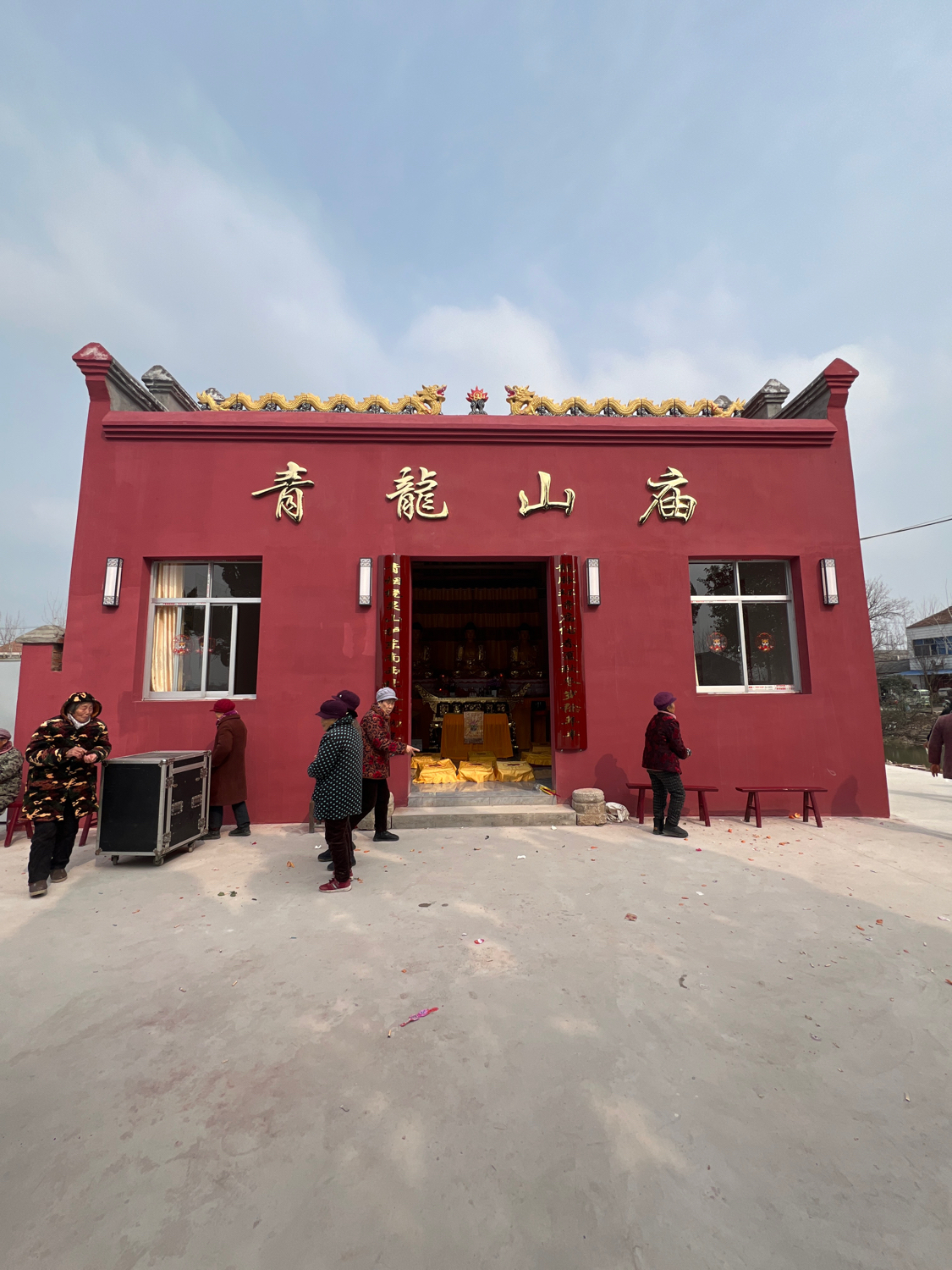 青龙山庙实景照片
