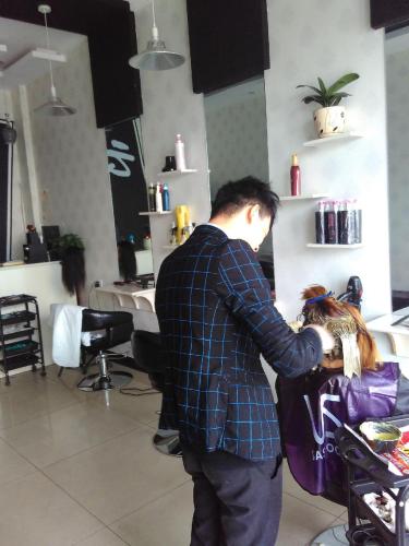 云尚形象设计(东华苑店)门店外观