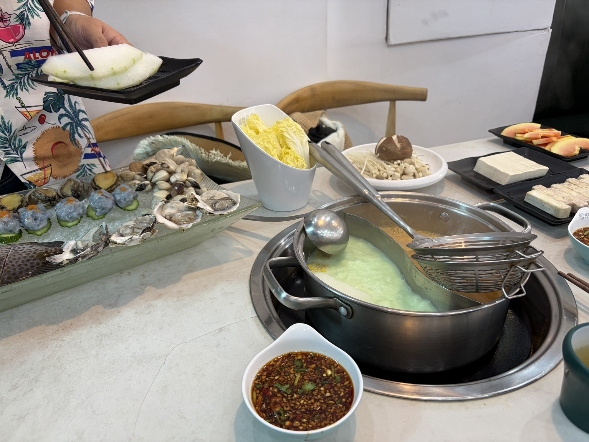椰梦·海鲜糟粕醋·椰子鸡(大东海店)