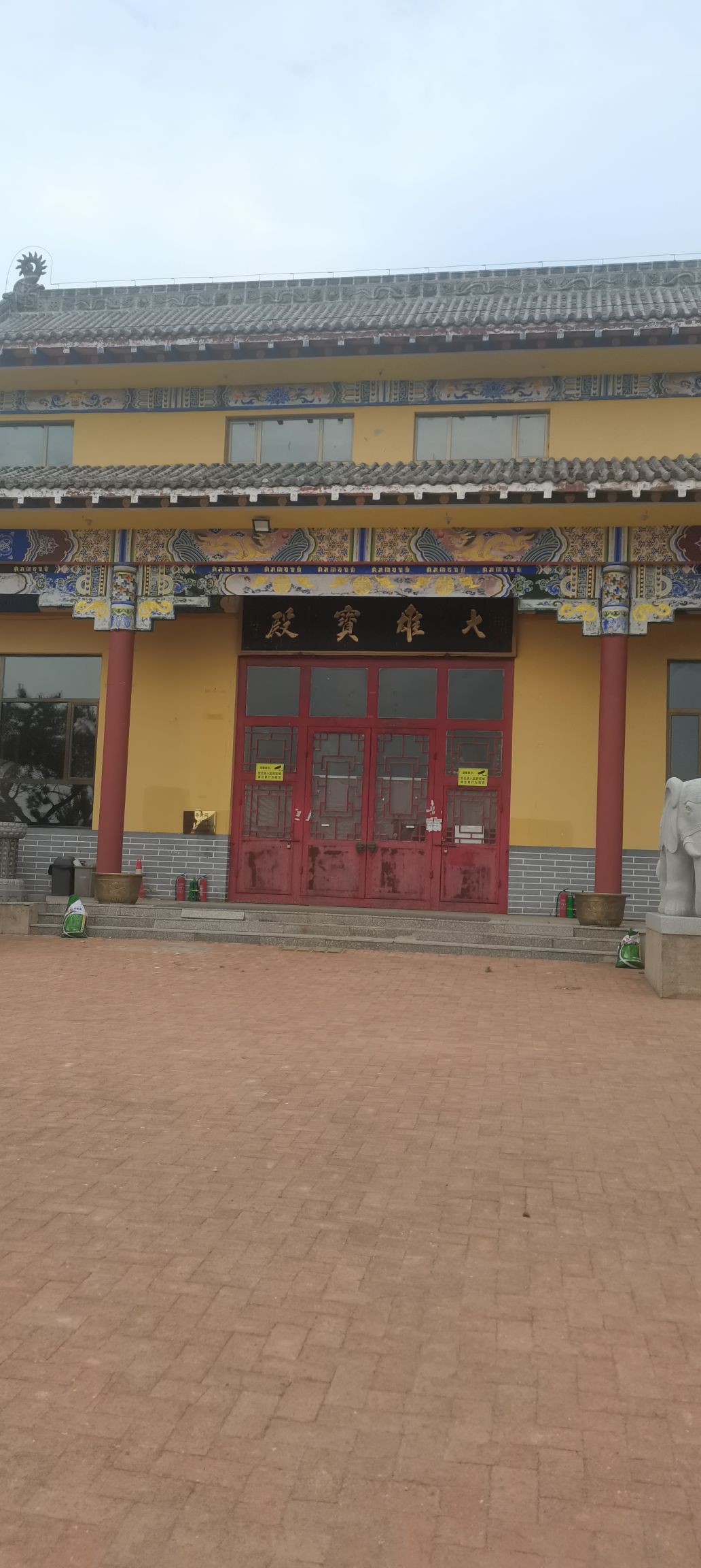 龙华寺实景照片