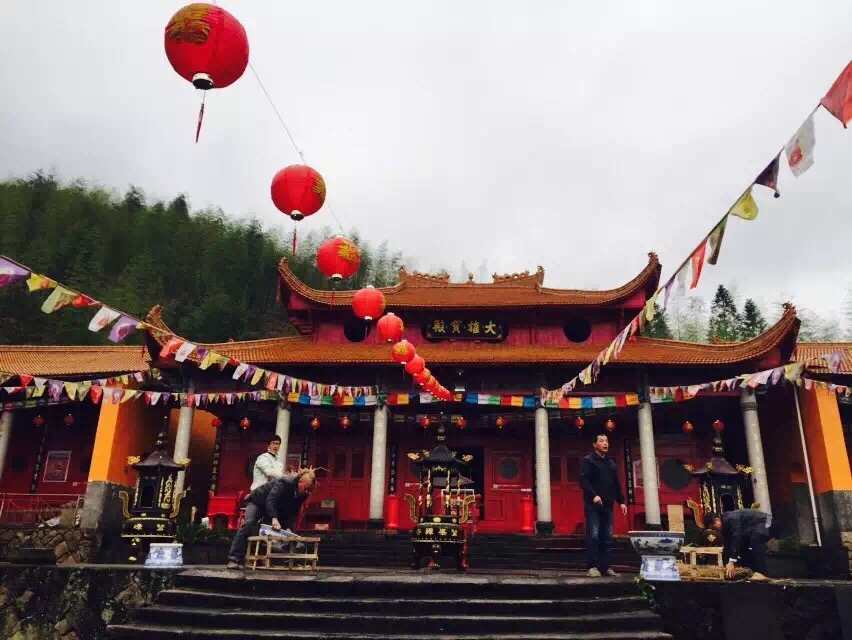 鹫峰山普觉禅寺实景照片