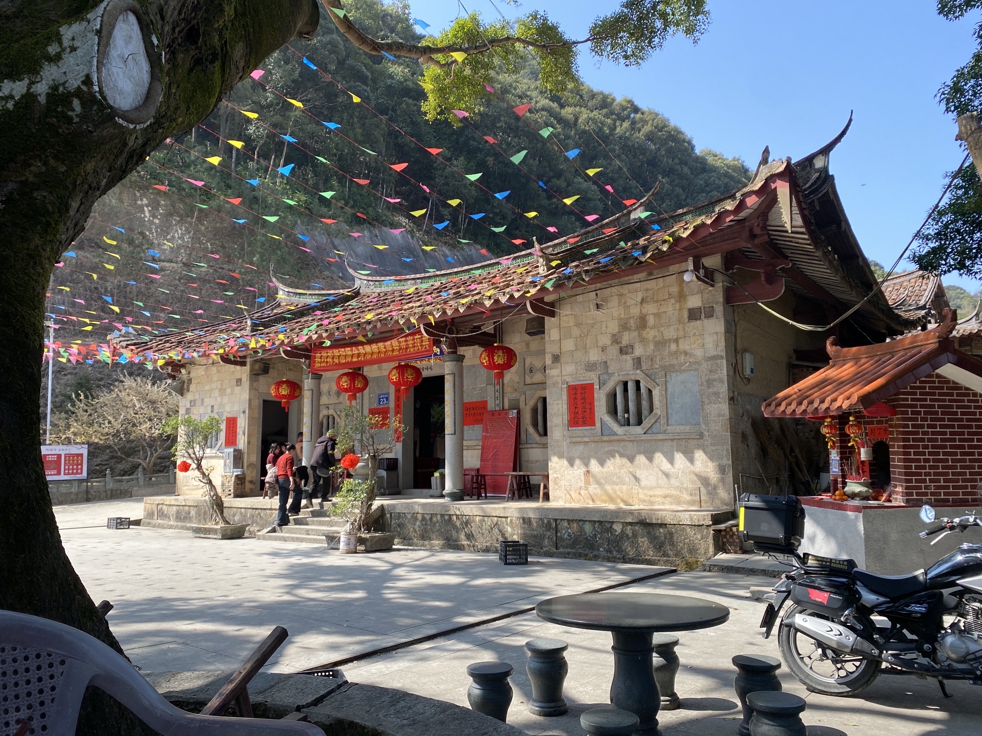 鸣峰寺实景照片