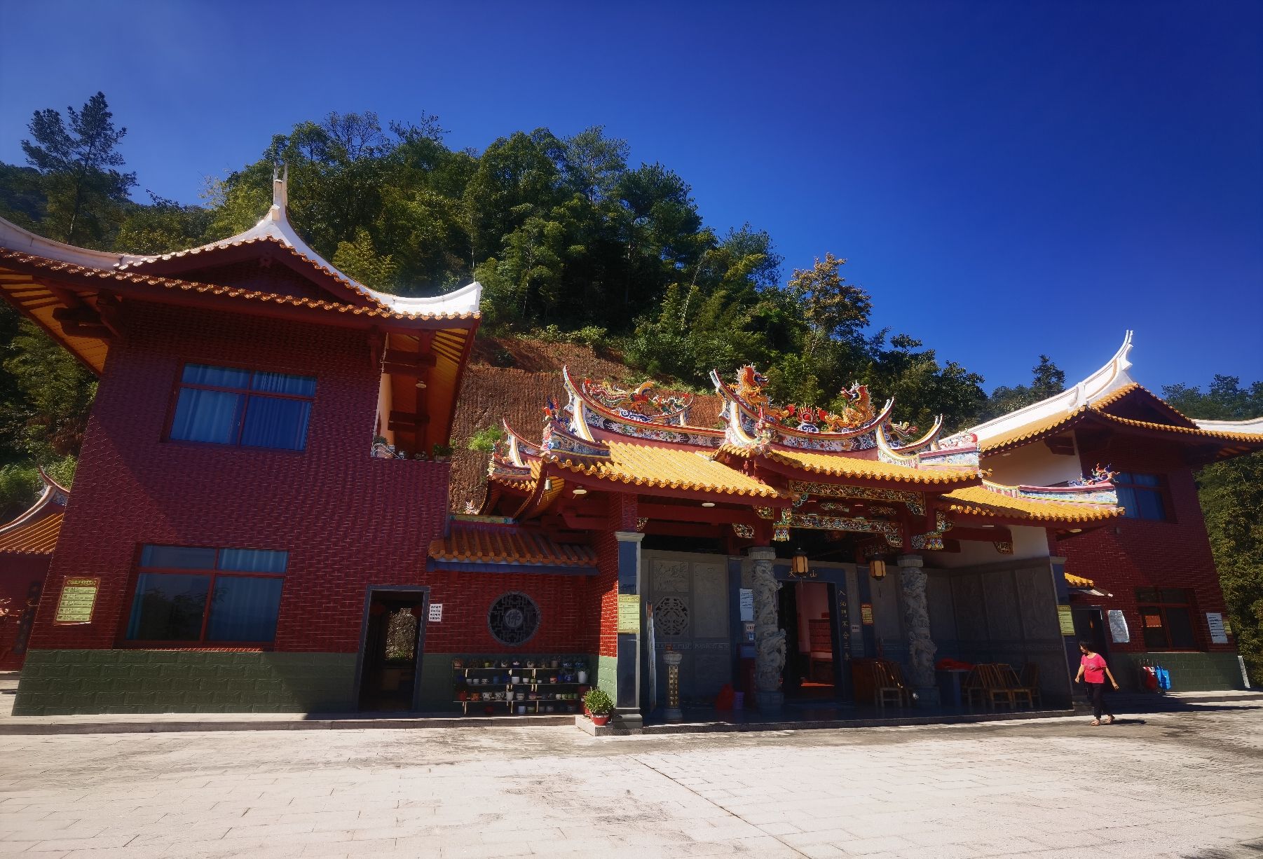 太丰山寺庙实景照片