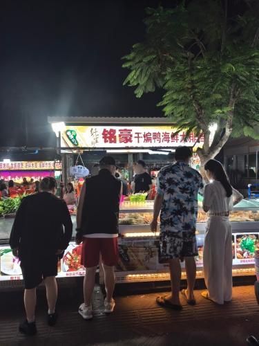 铭豪干煸鸭海鲜大排档