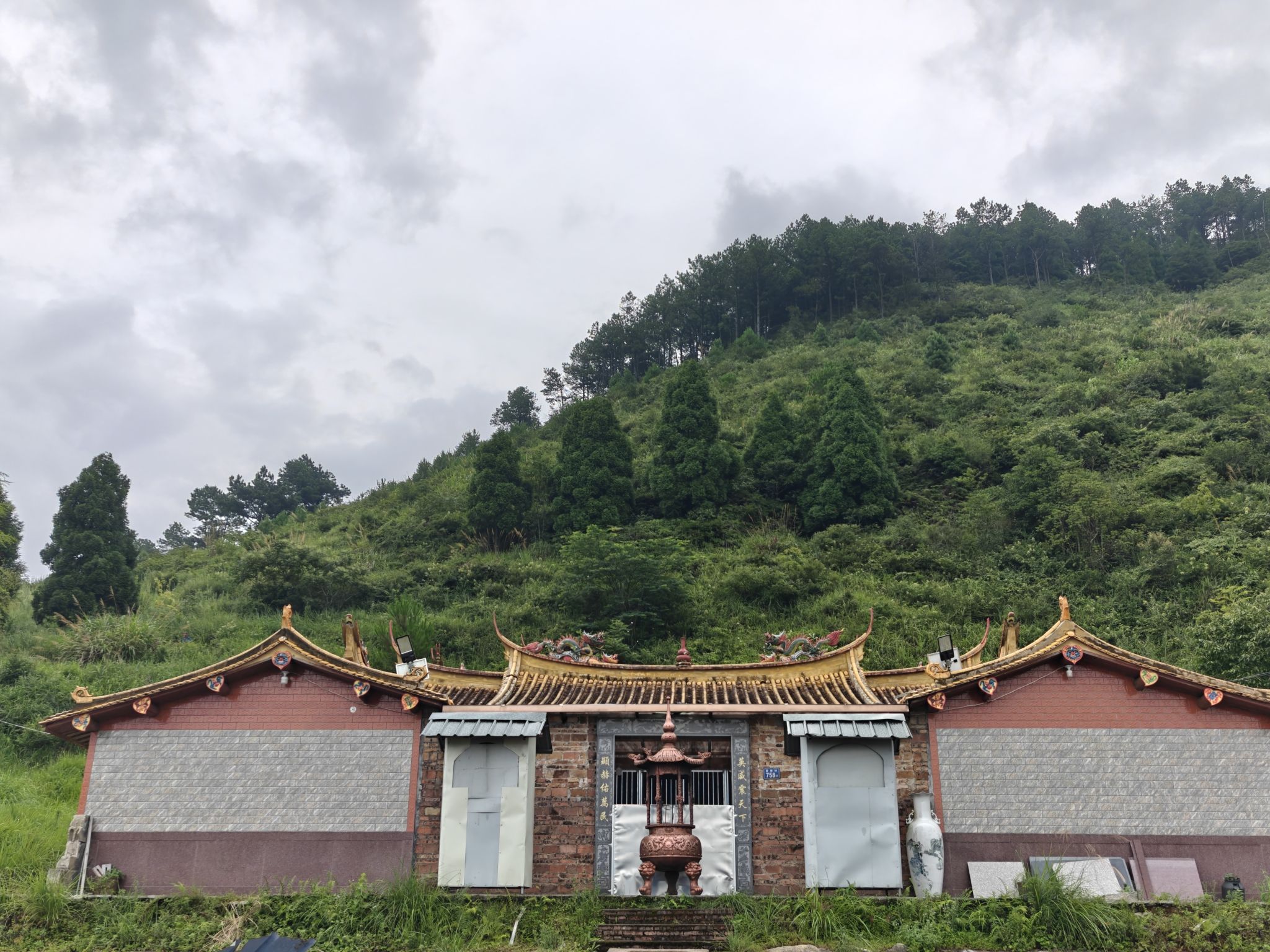 呈祥英显寺实景照片