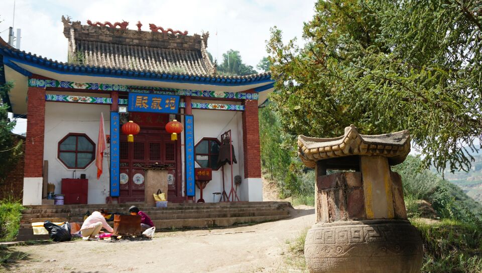 蛟龙寺实景照片