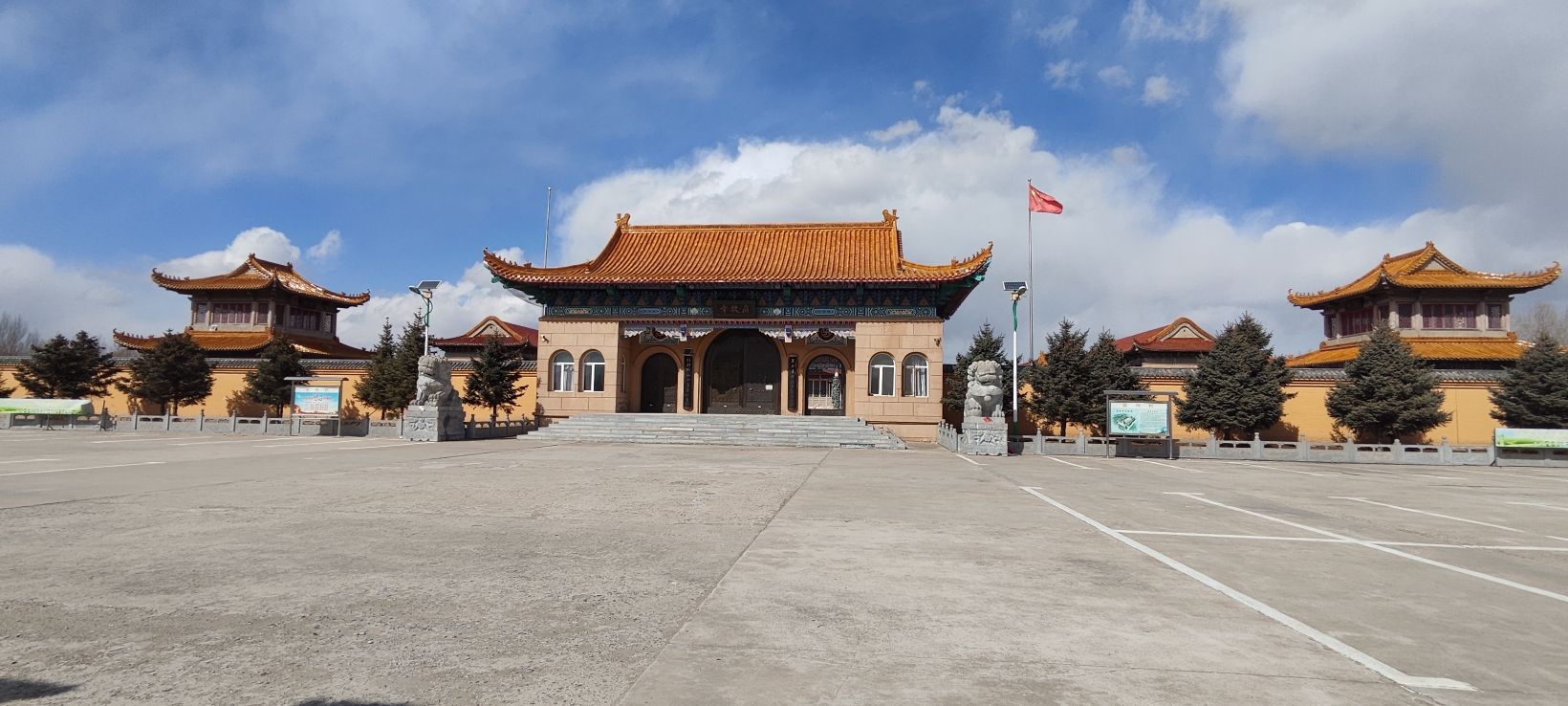 广教寺实景照片