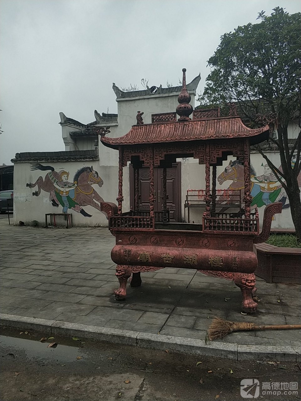 楼湖古庙实景照片