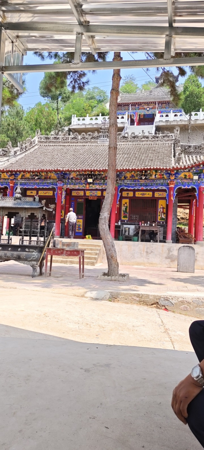 老龙殿实景照片