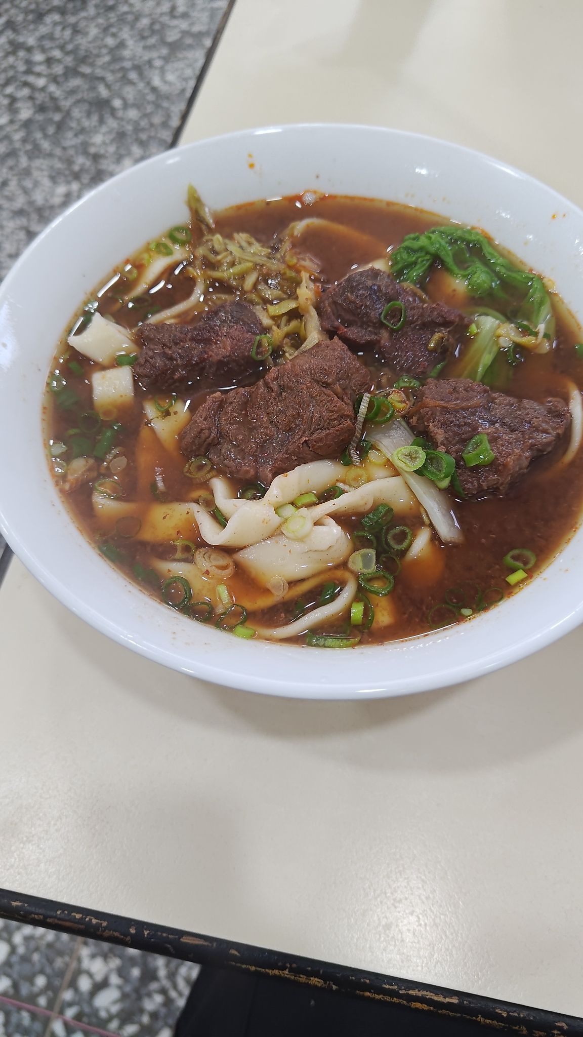 日新牛肉面